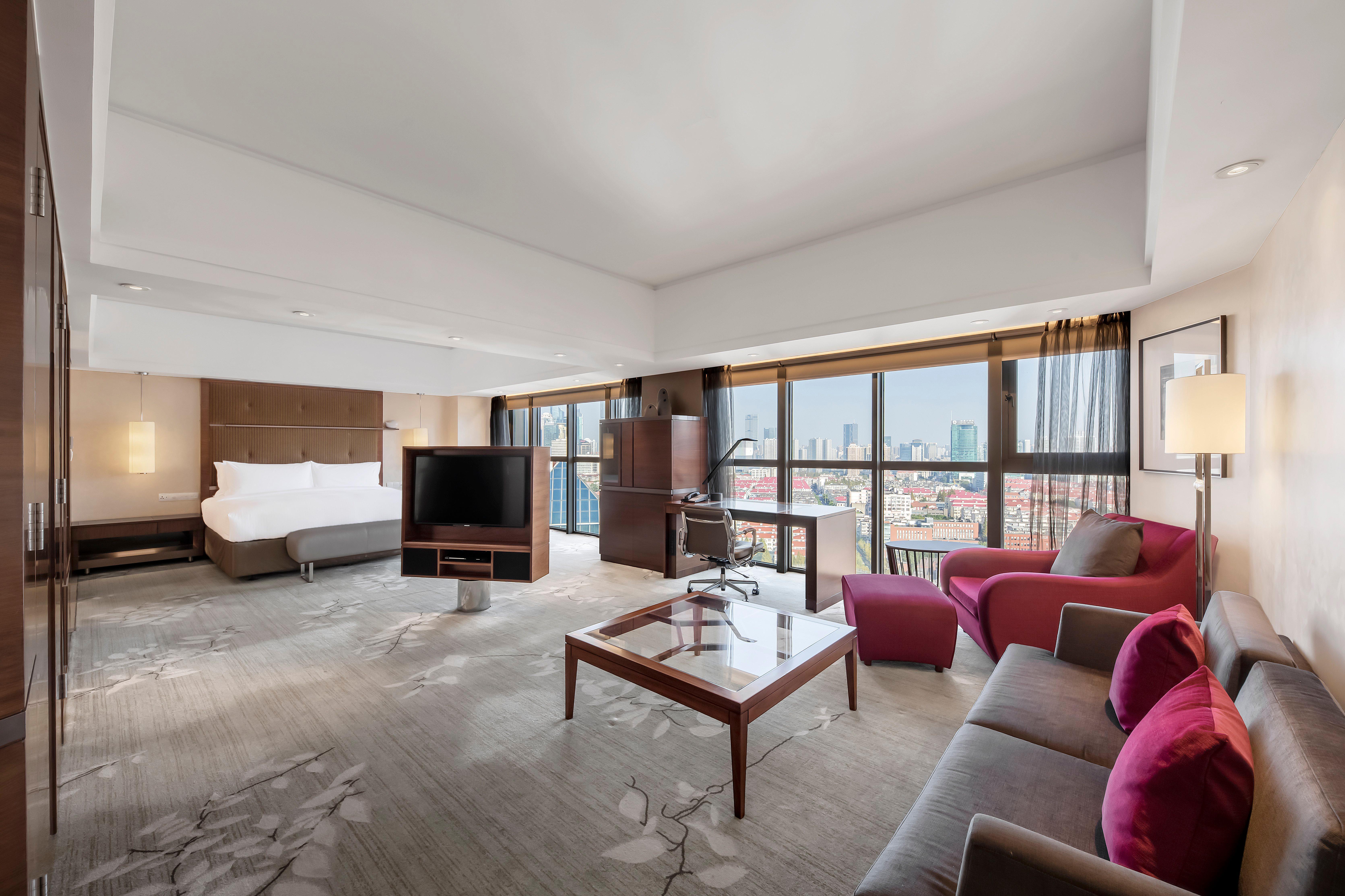 Intercontinental Shanghai Pudong By Ihg Екстериор снимка