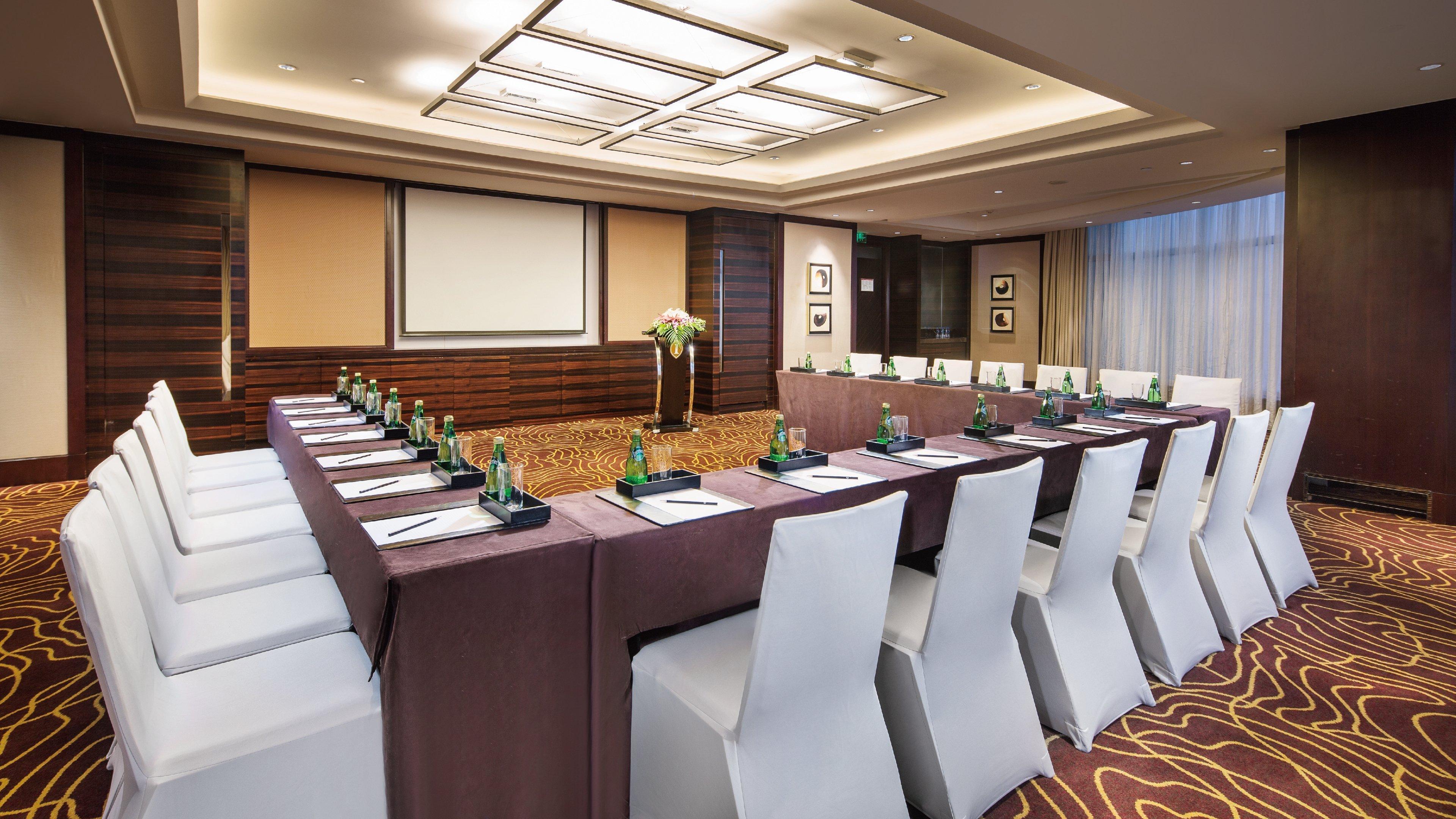Intercontinental Shanghai Pudong By Ihg Екстериор снимка