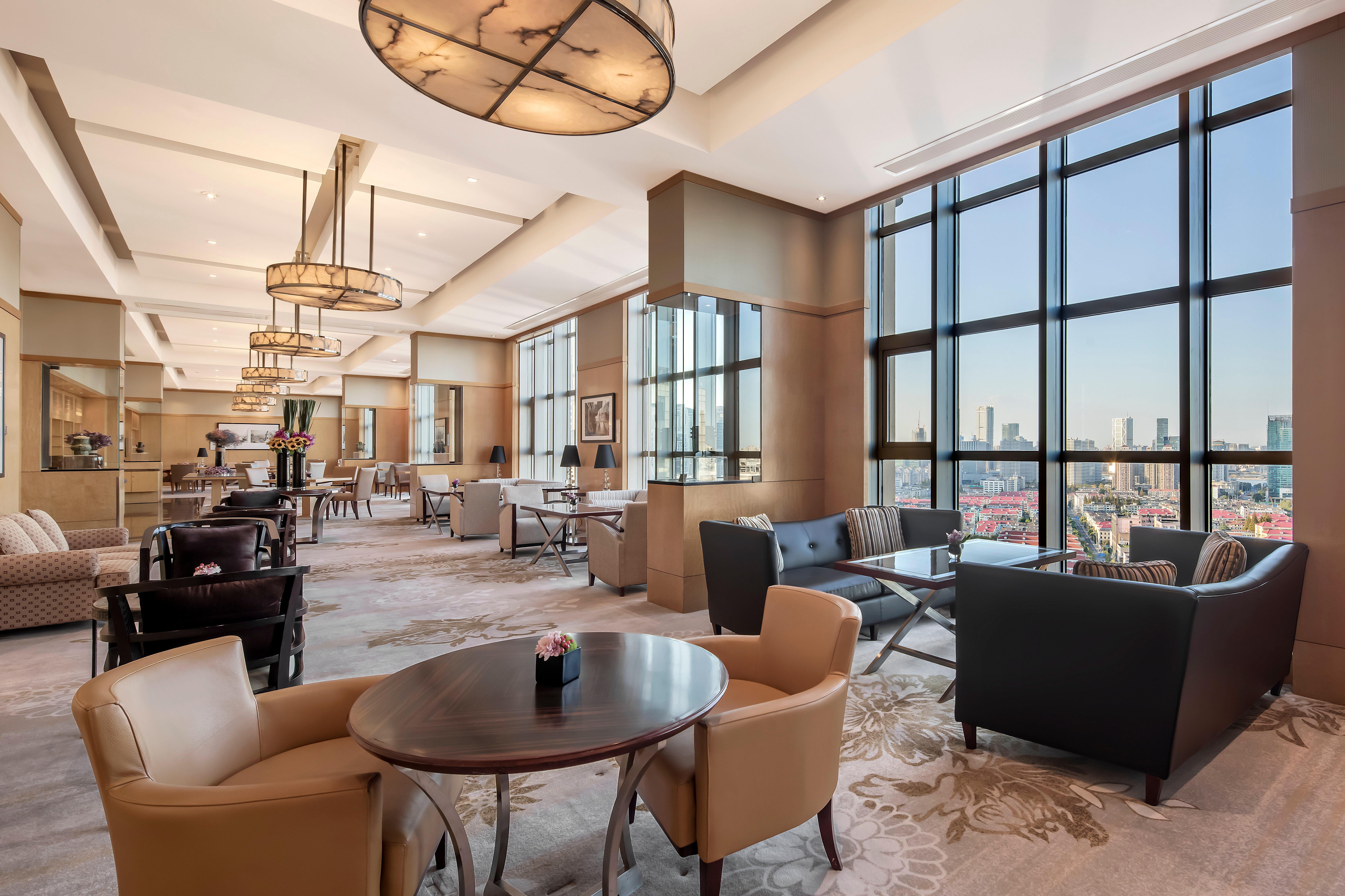 Intercontinental Shanghai Pudong By Ihg Екстериор снимка