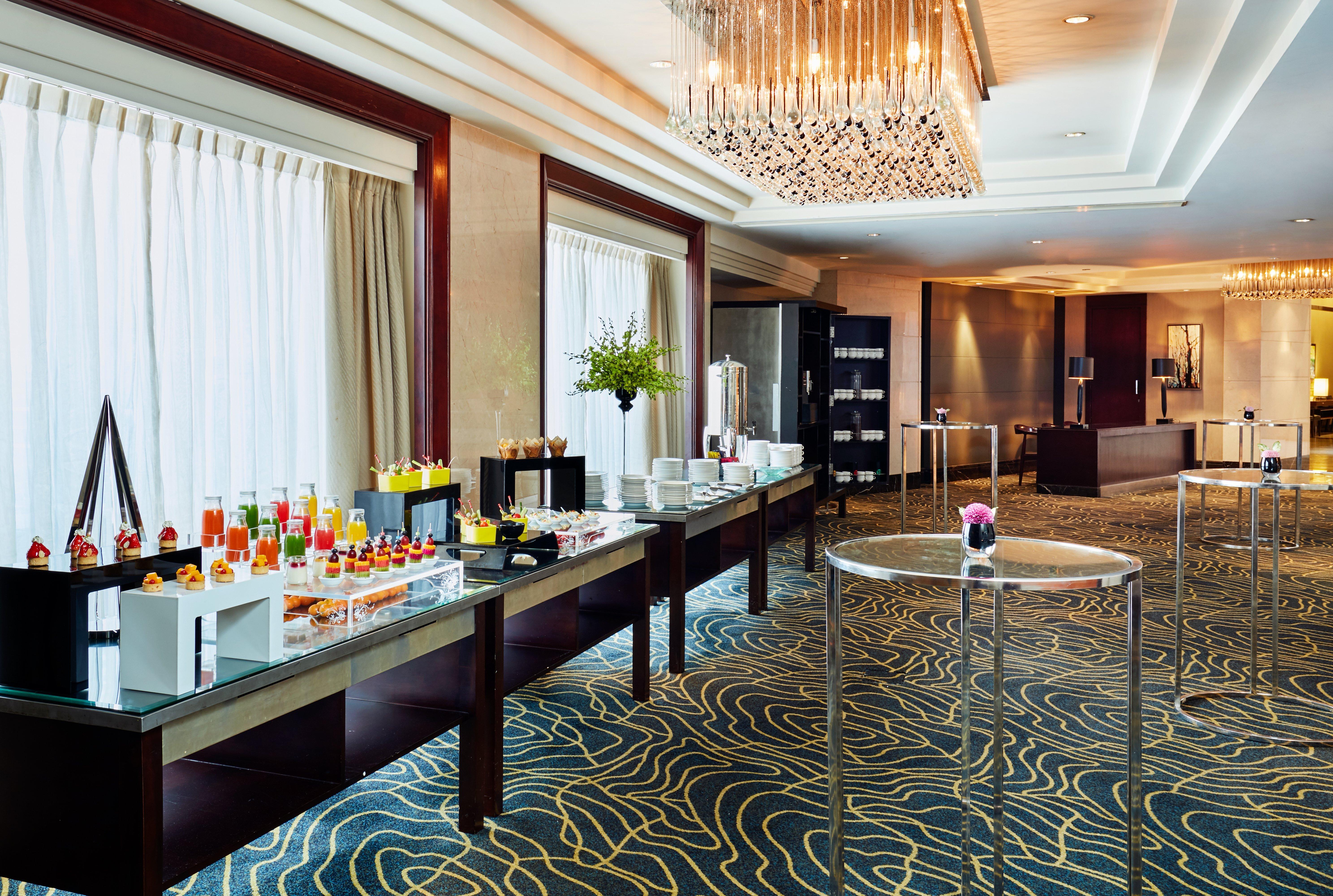 Intercontinental Shanghai Pudong By Ihg Екстериор снимка
