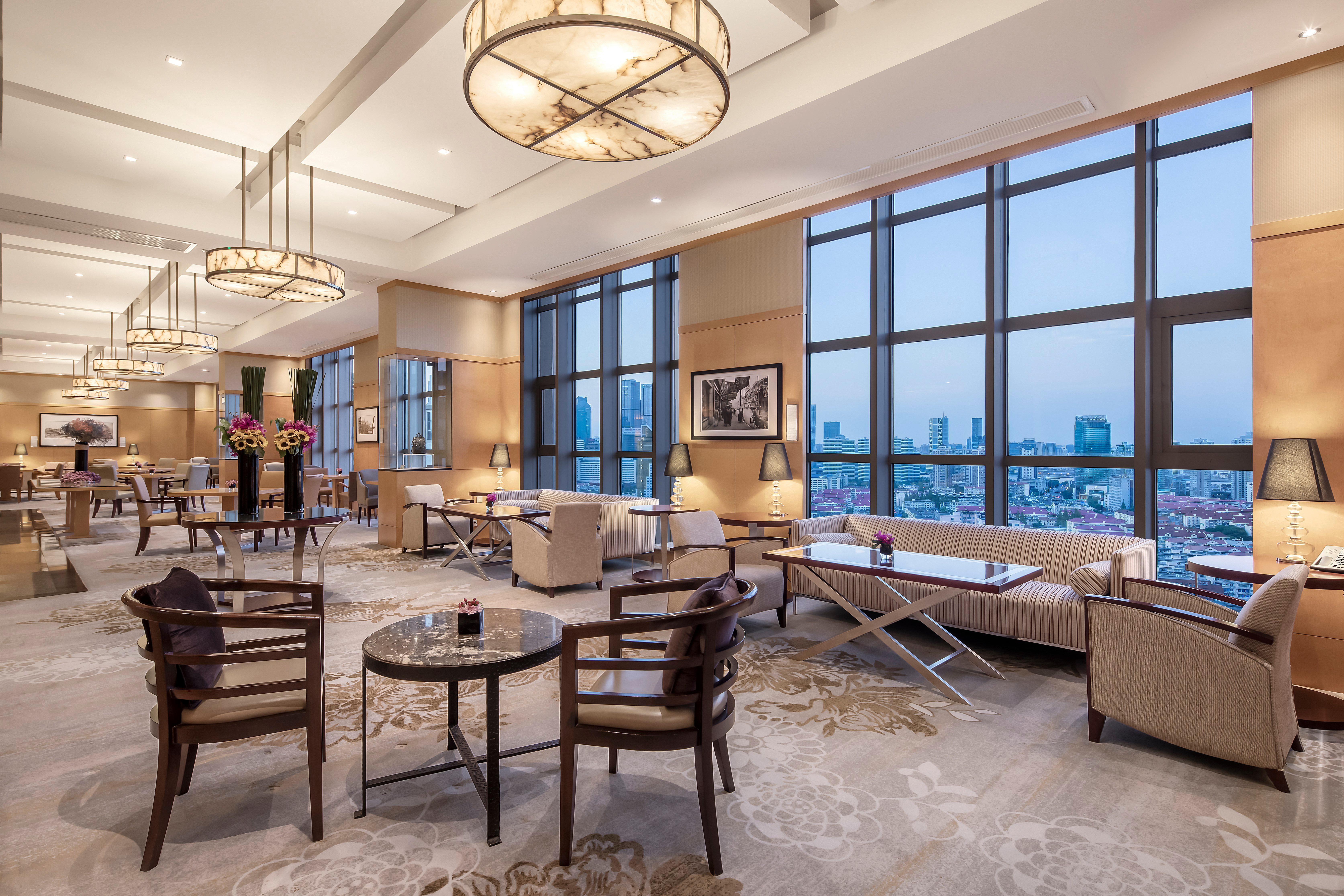 Intercontinental Shanghai Pudong By Ihg Екстериор снимка