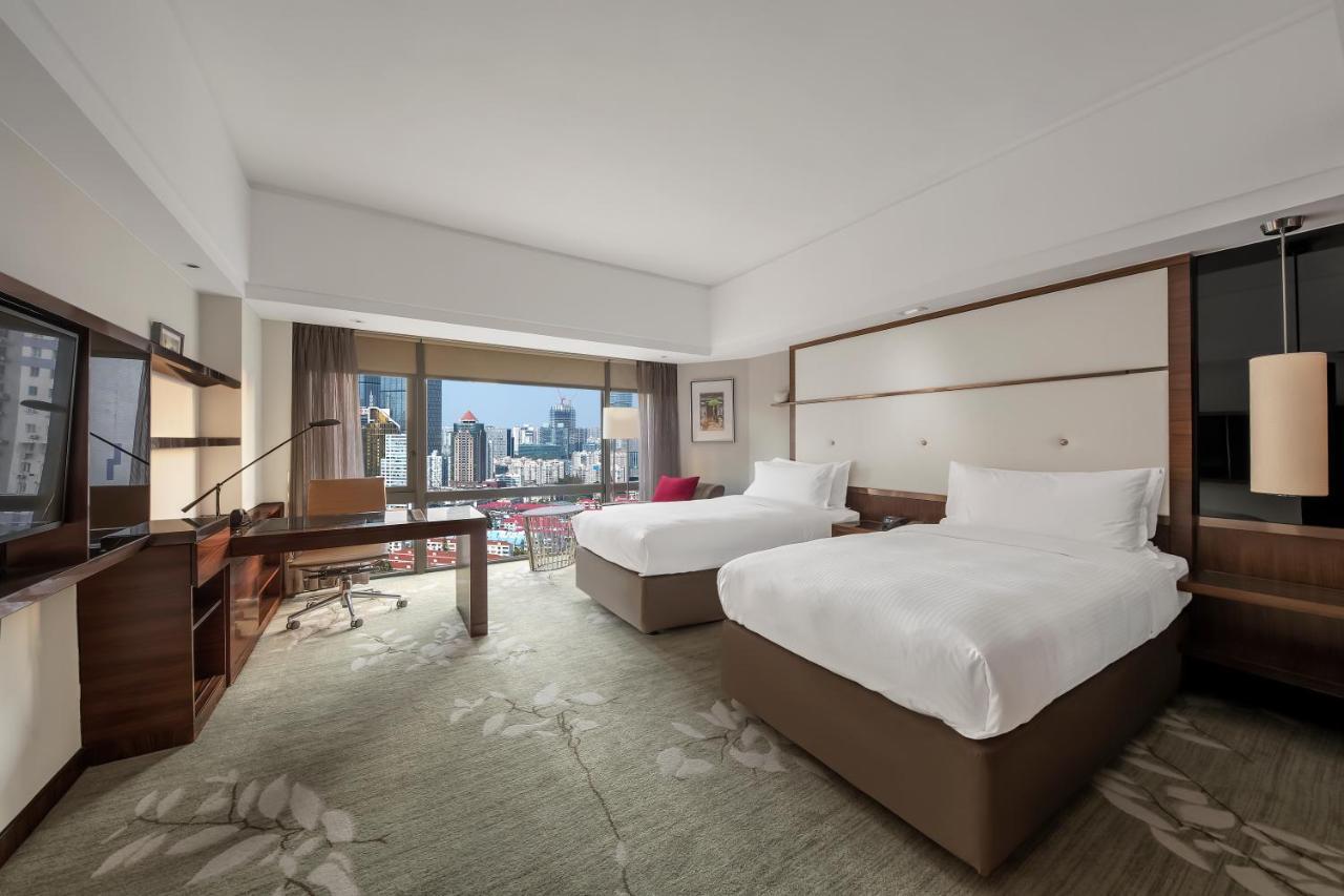 Intercontinental Shanghai Pudong By Ihg Екстериор снимка