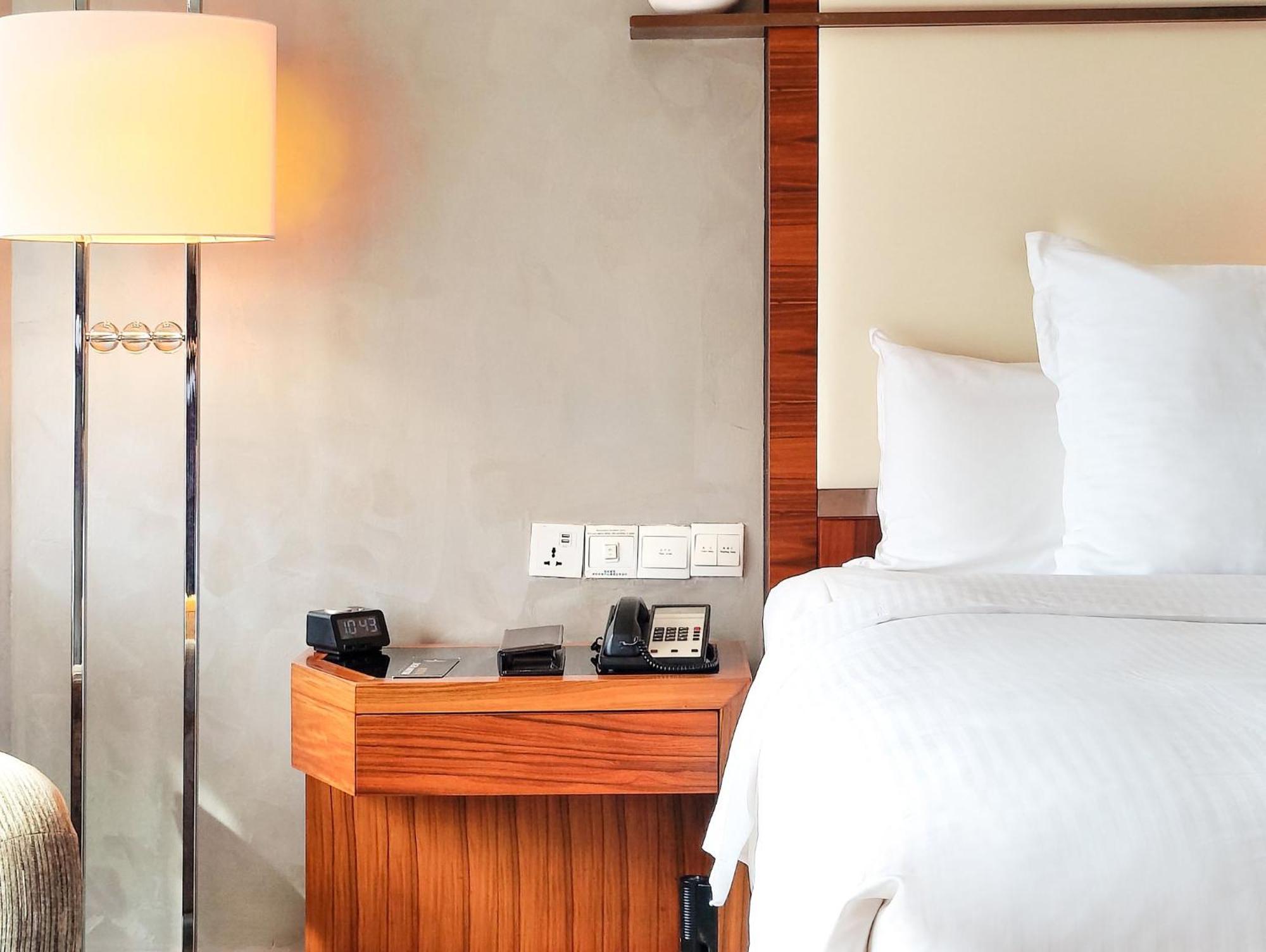 Intercontinental Shanghai Pudong By Ihg Екстериор снимка